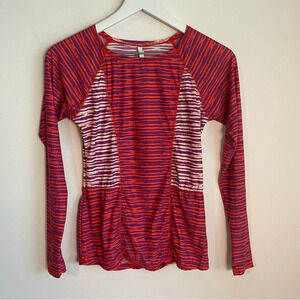 Sofia by Vix long sleeve swim shirt size small